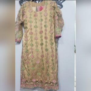LUXURY 3 PIECE EMBROIDERED DRESS WITH NET SHIRT , CHIFFON Dyed Duppata and silk